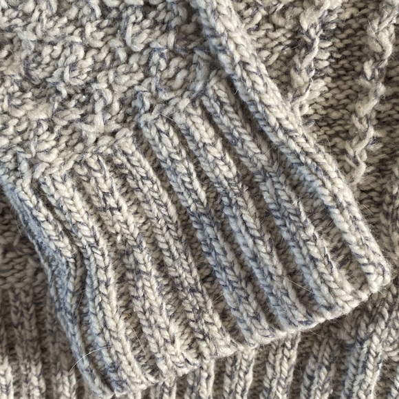 🍁Lands’ End beautiful womens medium grey very soft sweater turtleneck. - Picture 6 of 14